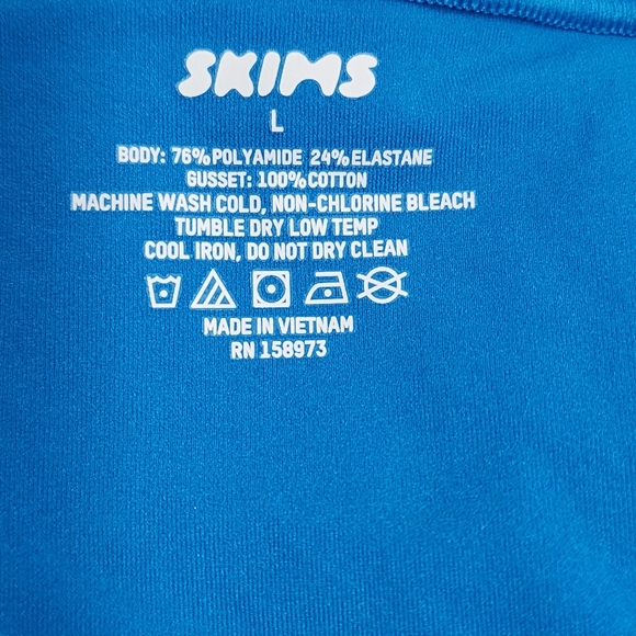 SKIMS FITS EVERYBODY T-STRING THONG/ MYKONOS/L, 3X/ NWT - Picture 5 of 15